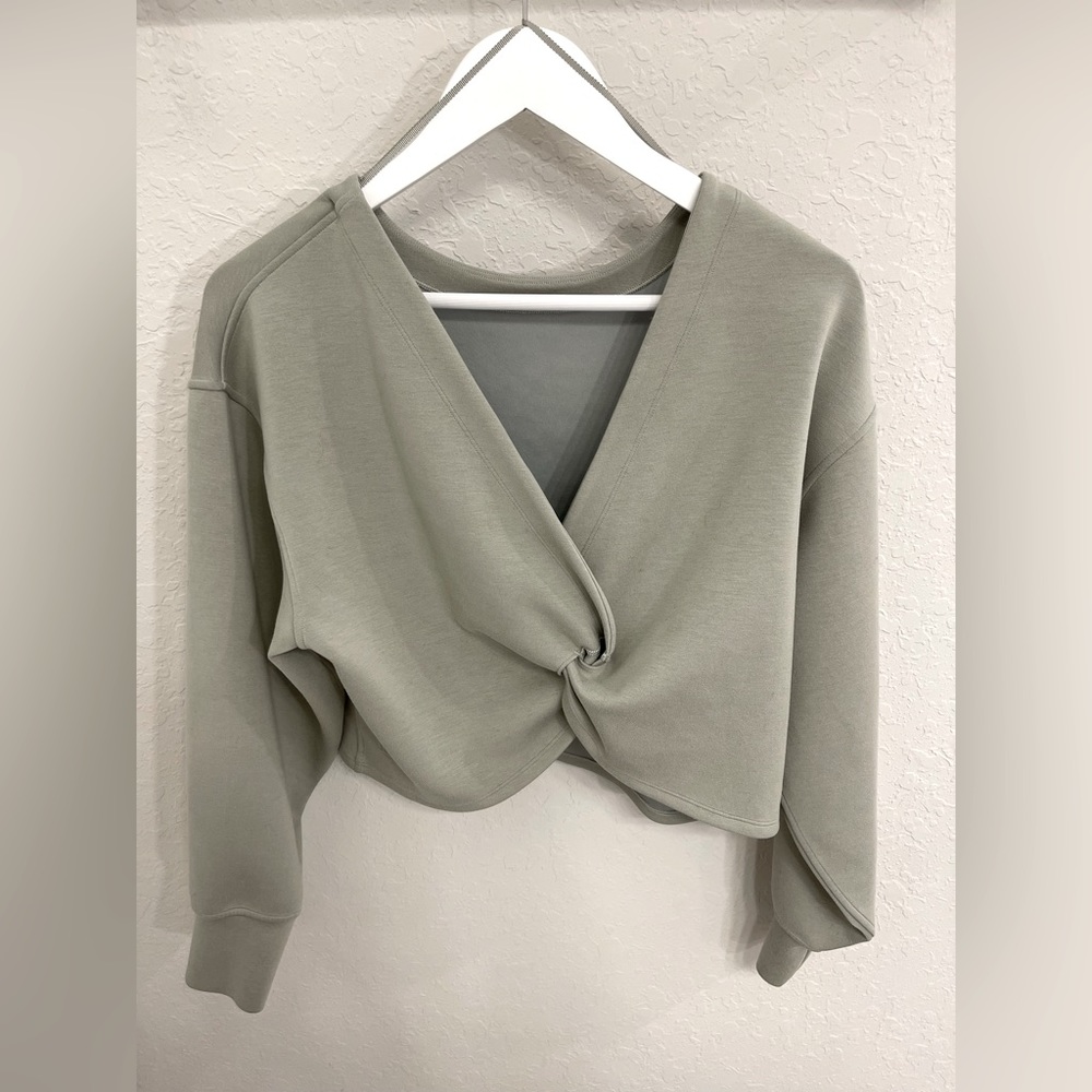 Lululemon green reversible top